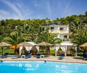 Koviou Holiday Village