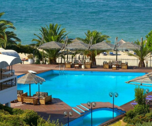 Kamari Beach