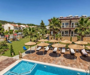 Greek Pride Hotel and Apartments