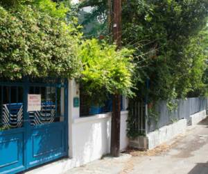 Daphne's Club Hotel Apartments