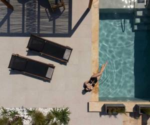Pnoes Suites	