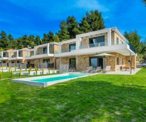 Epta Villas