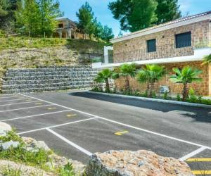 Epta Villas