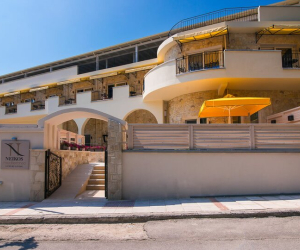 Neikos Mediterraneo Luxury Suites