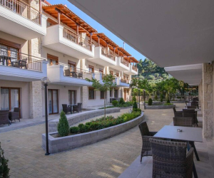 Apanemia Apartments