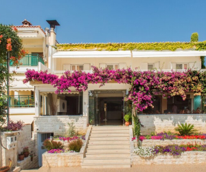 Xenios Loutra Beach