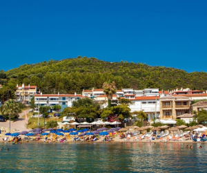 Xenios Loutra Beach