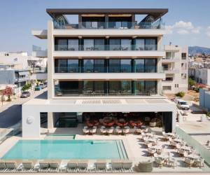 Avant Blue Boutique Hotel